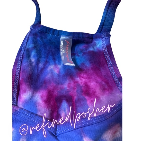 Free People Movement Hot Shot Mini Size Medium NEW Blue Tie Dye - Picture 6 of 6